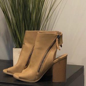 Tan Open Toe Booties dv for Target Size 8.5